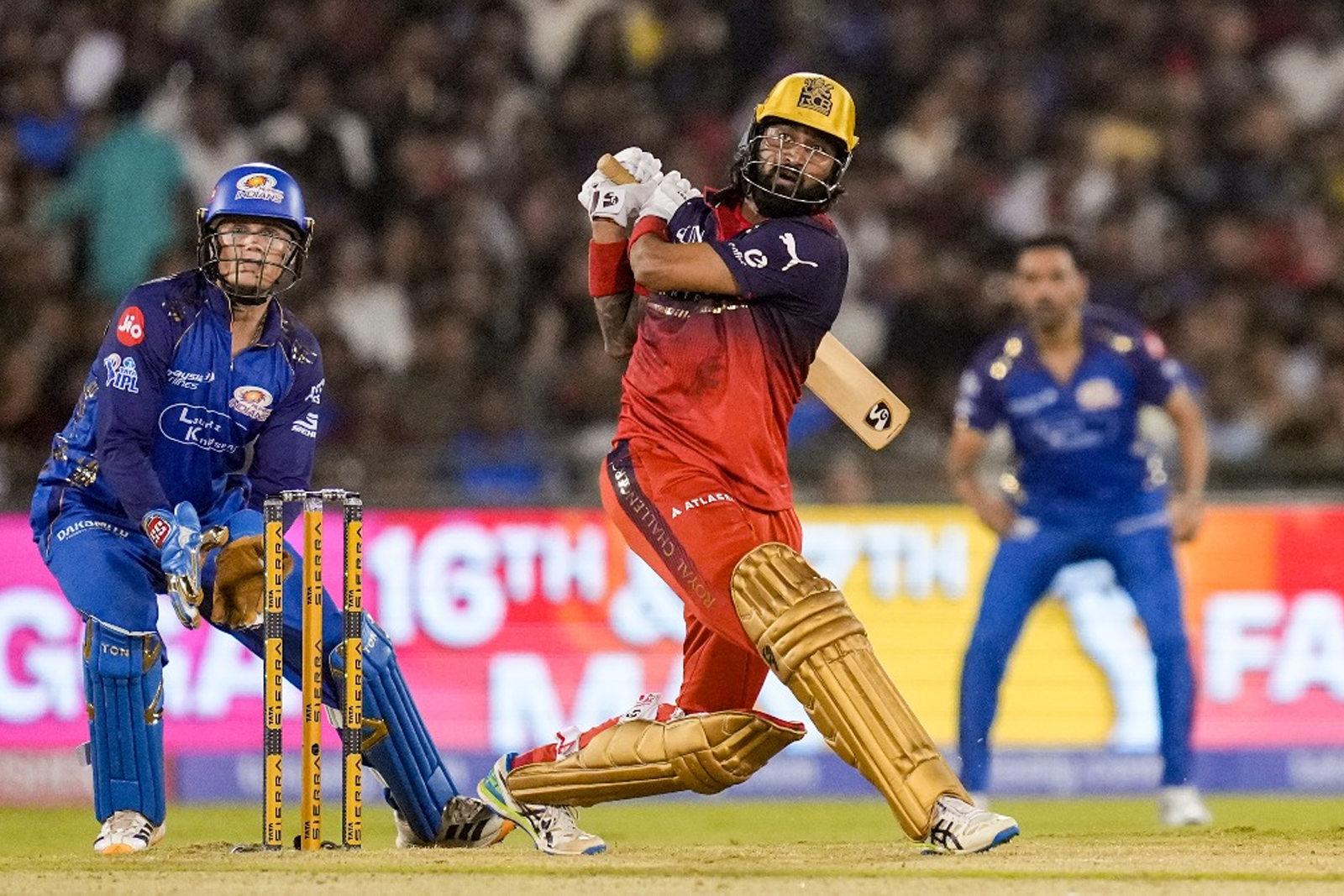 RCB Clinch Last-Ball Thriller Against MI in IPL 2026 Classic at Bengaluru
